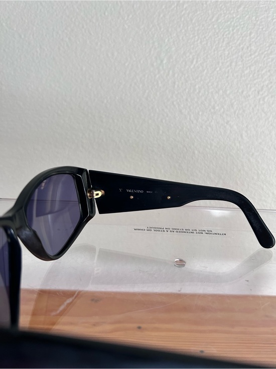 Valentino Black Women\'s Oversized Sunglasses - Fashion Accessory